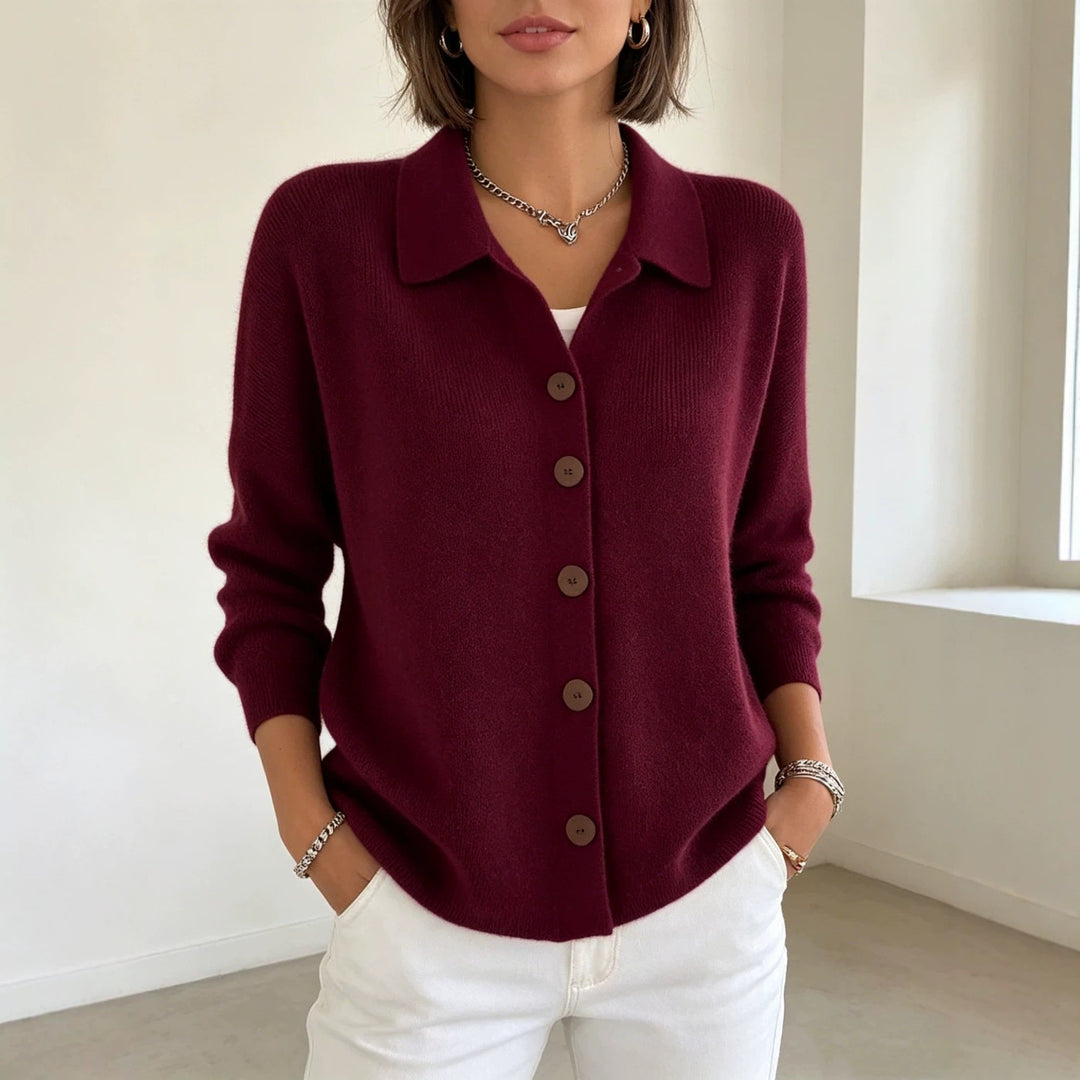 Damen Feinstrick-Cardigan mit Hemdkragen, entspannter Silhouette und Holzknöpfen Shop Nory