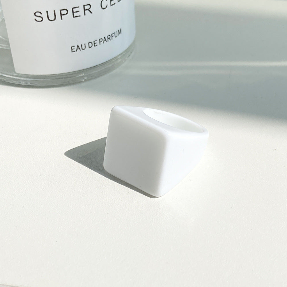 Damen Schmuckring mit künstlerischem Design Shop Nory
