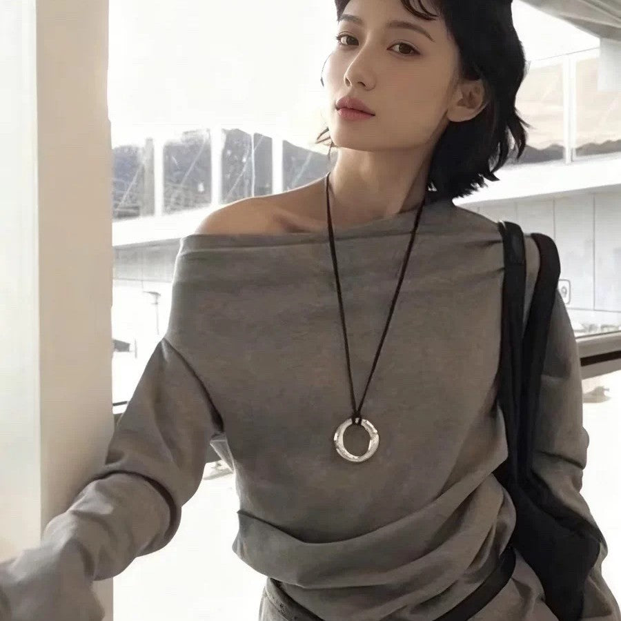 Damen Kette mit modernem, skulpturalem Anhänger aus handgefertigtem Material Shop Nory