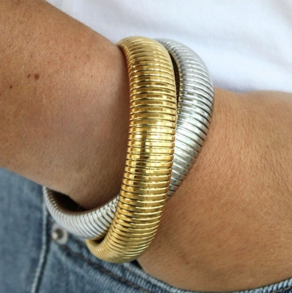 Damen Armreif mit luxuriösem, strukturiertem Design Shop Nory