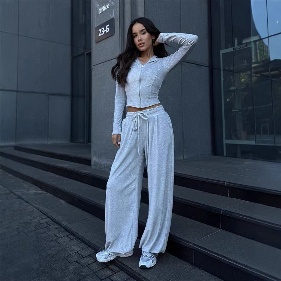 Damen Lounge-Set mit taillierter Kapuzenjacke und extraweiter Palazzo-Jogginghose Shop Nory