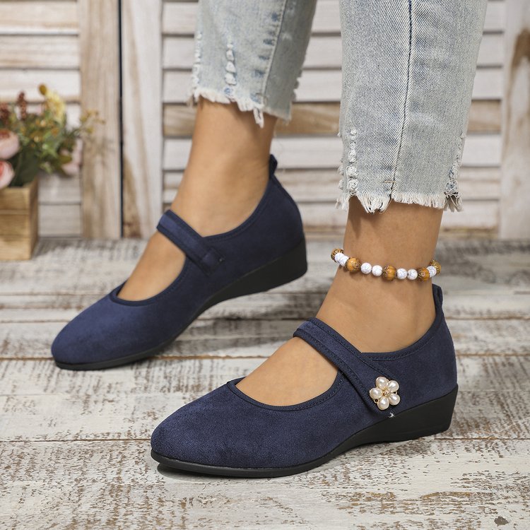 Damen Mokassin-Schuhe mit elegantem Riemen und zeitloser Blütenapplikation Shopnory