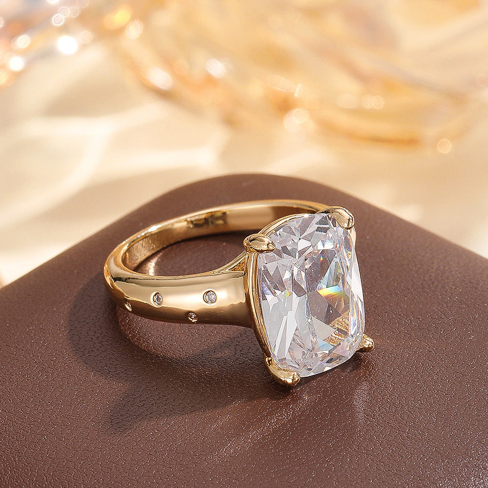 Damen eleganter Goldring mit facettiertem Kristall Shop Nory