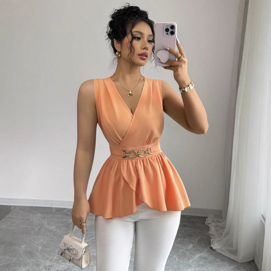 Damen Tailliertes Wickel-Top mit Volant‑Peplum und dekorativem Metallgürtel Shop Nory