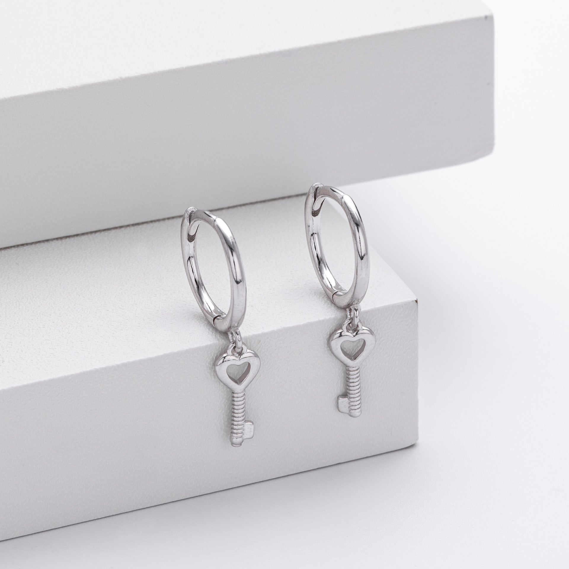 Damen Ohrhänger mit Schlüsselanhänger aus 925 Sterling Silber Shop Nory