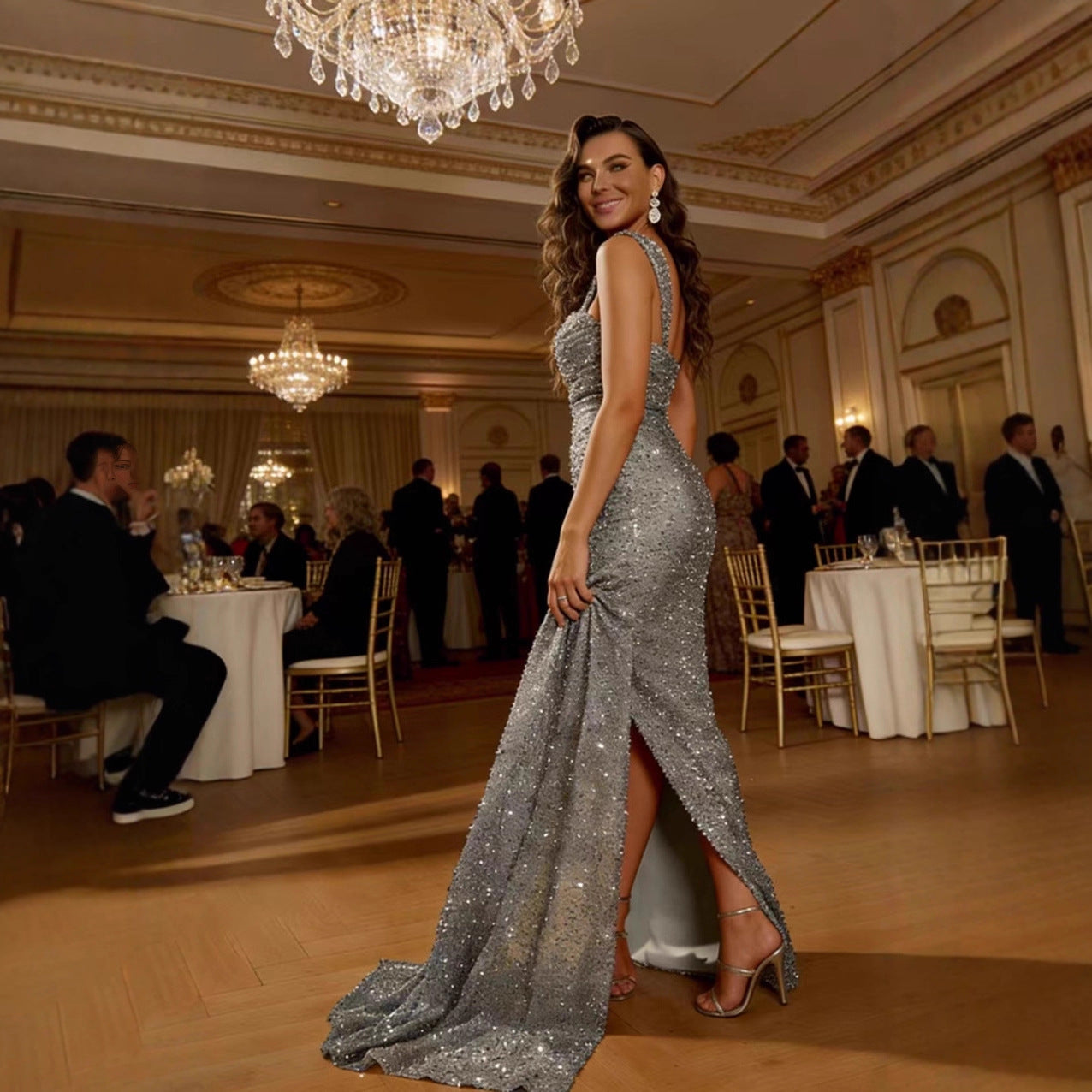 Damen Abendkleid mit funkelnden Pailletten Shopnory