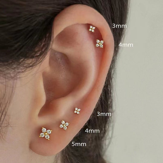 Zierliche Kristallblüten Ohrstecker Set mit Drei Größen