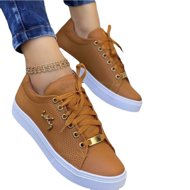 Damen Freizeitsneaker mit atmungsaktivem Obermaterial und modischen Zierelementen