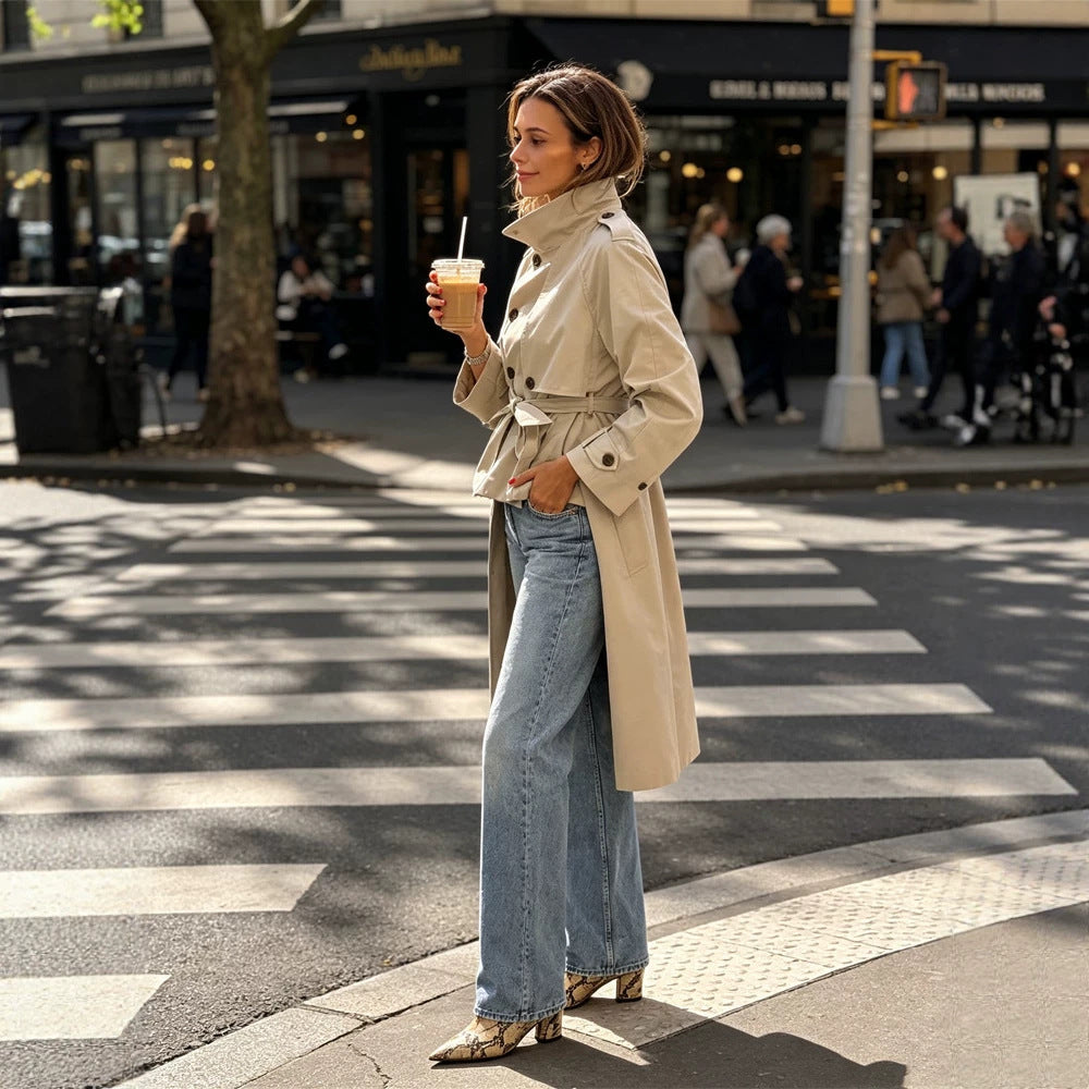 Damen Kurz geschnittener Trench mit Taillengürtel, Cape-Detail und Schulterklappen Shop Nory