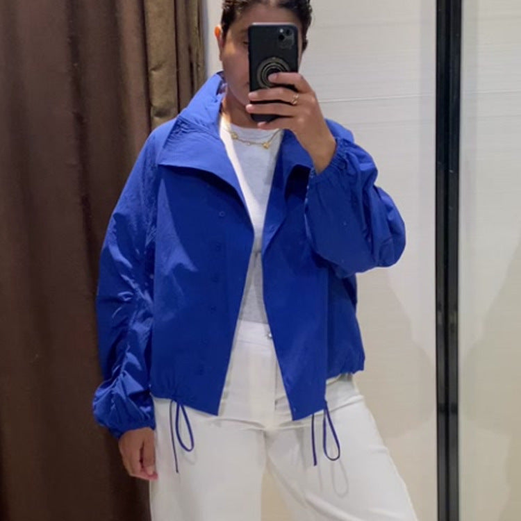 Damen Leichte Windjacke mit Stehkragen, Druckknopfleiste und Tunnelzug Shop Nory