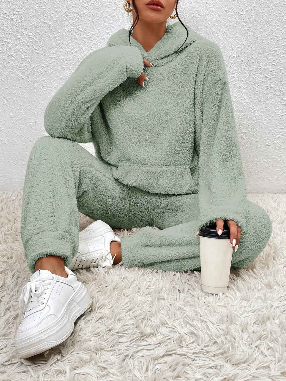 Damen nan kuscheliges Teddy-Fleece Hausanzug-Set mit Kapuze, Kängurutasche und elastischer Jogginghose Shop Nory