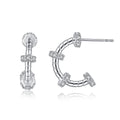 Damen Ohrstecker mit geschwungenem Design und funkelndem Zirkonia-Besatz Shop Nory