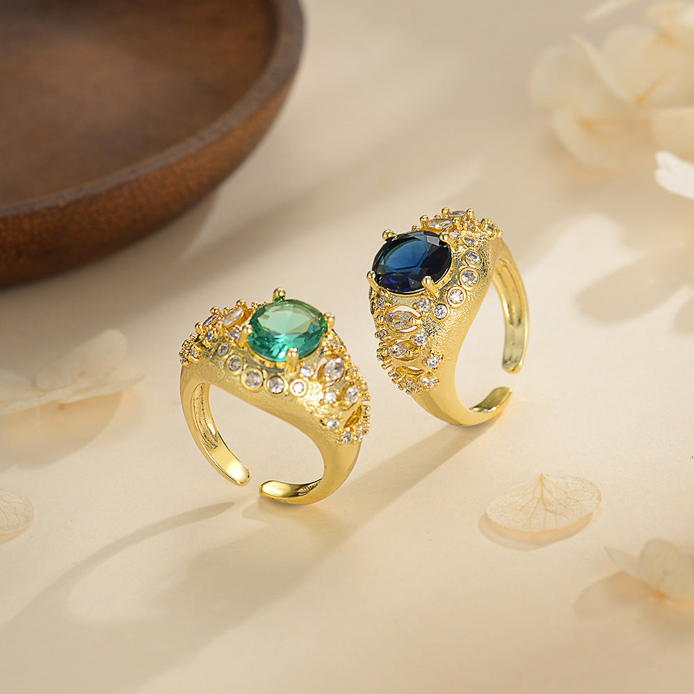 Damen Luxus-Ring mit kunstvoll gestalteter Edelsteinfassung und funkelnden Zirkonia Shop Nory