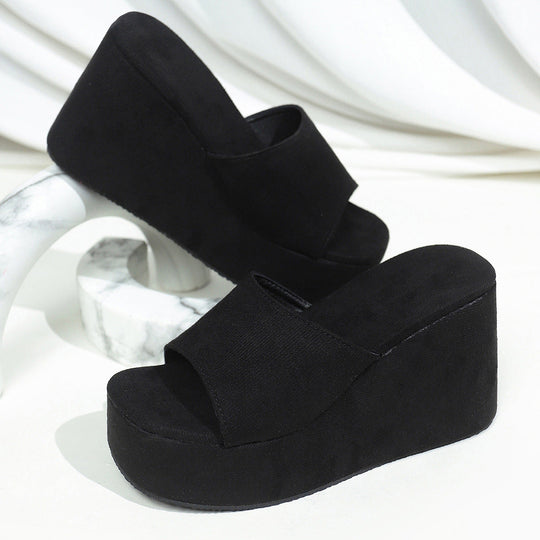 Damen Plattform-Pantoletten mit buntem Streifendesign und bequemer Fußbettung Shopnory