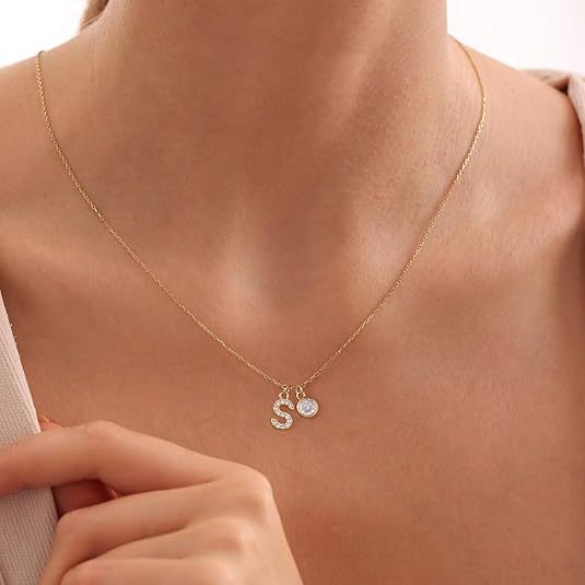 Damen Namenshalskette mit funkelndem Zirkonia-Anhänger und edlem Gliederdesign Shop Nory