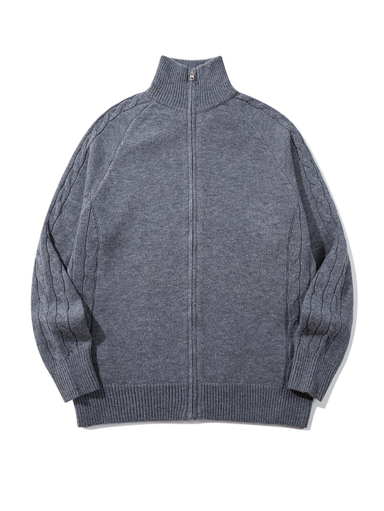 Herren Grobstrick‑Zipjacke mit Funnelkragen, Raglanärmeln und Zopfmuster Shop Nory