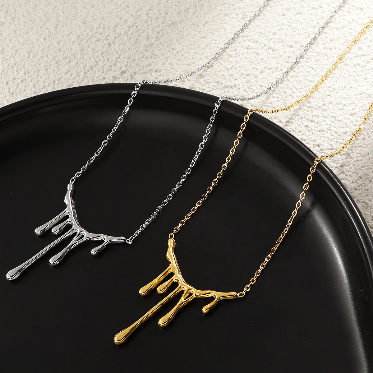 Damen moderne Kette mit kreativem und einzigartigem Tropfen-Design Shop Nory