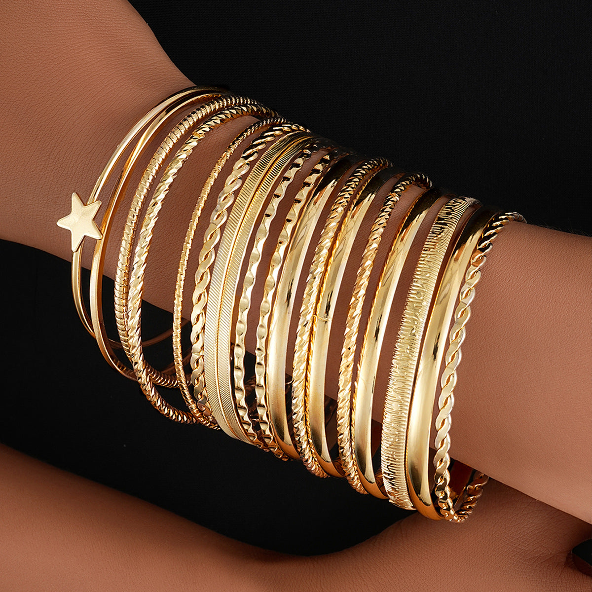 Damen Armreifen-Set mit eleganten und unterschiedlichen Designs Shop Nory
