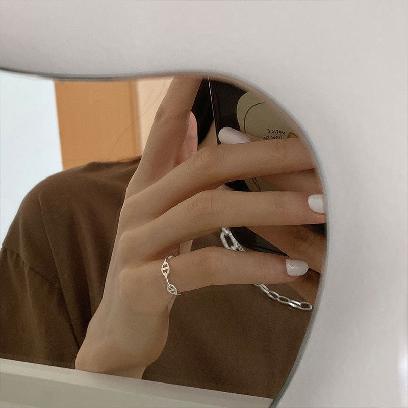 Damen stilvoller offener Ring mit dezenter Verknüpfung Shop Nory