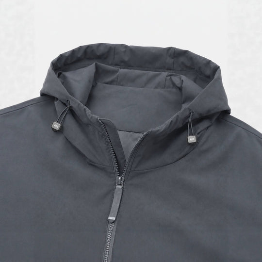 Damen Leichte Kapuzen‑Windjacke mit wasserabweisender Beschichtung, Reißverschluss und elastischem Saum Shop Nory