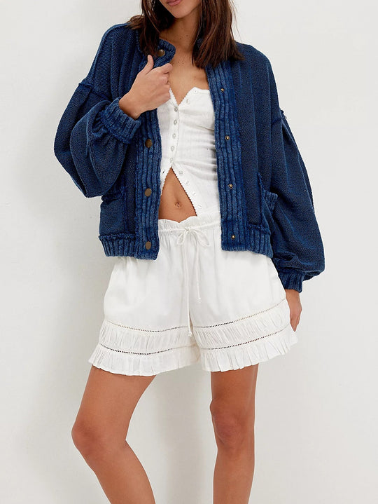 Damen Modische Strickjacke mit Knopfdetails