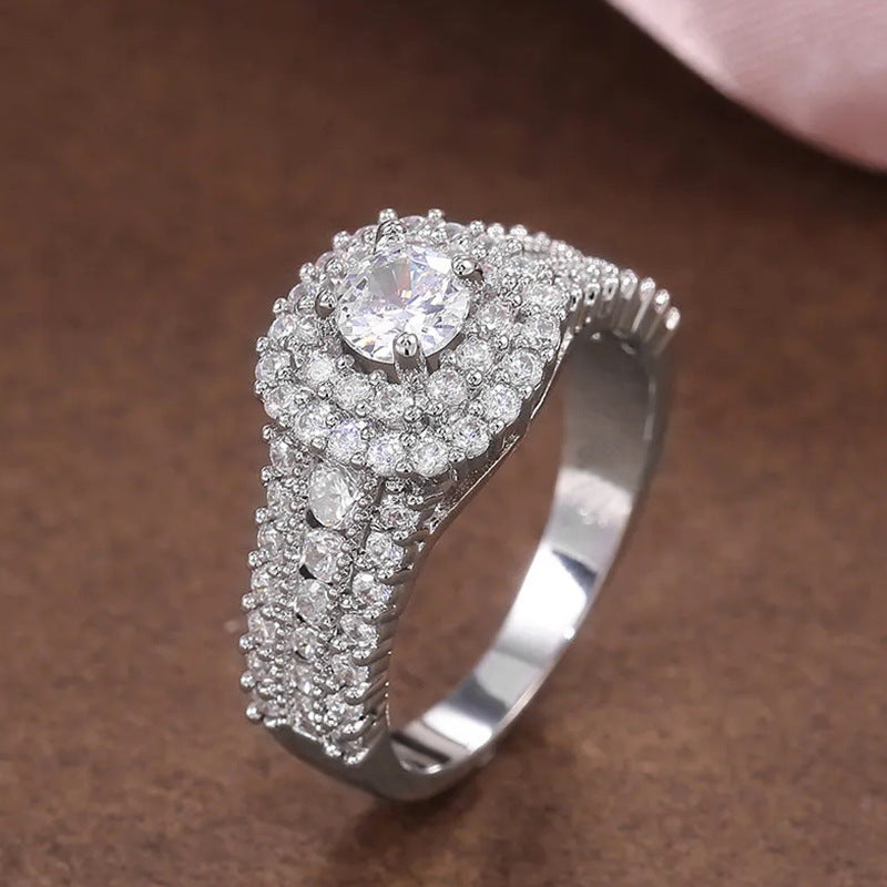 Damen Funkelnder Ring mit kunstvoller Zirkonia-Besetzung Shop Nory