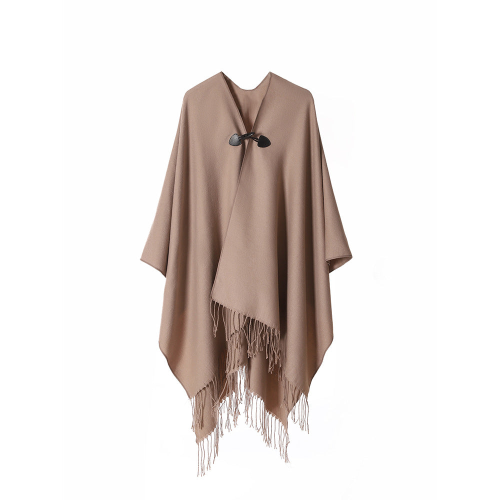 Damen Leichter Wasserfall‑Poncho mit Knebelverschluss, asymmetrischem Saum und Fransenkante Shop Nory