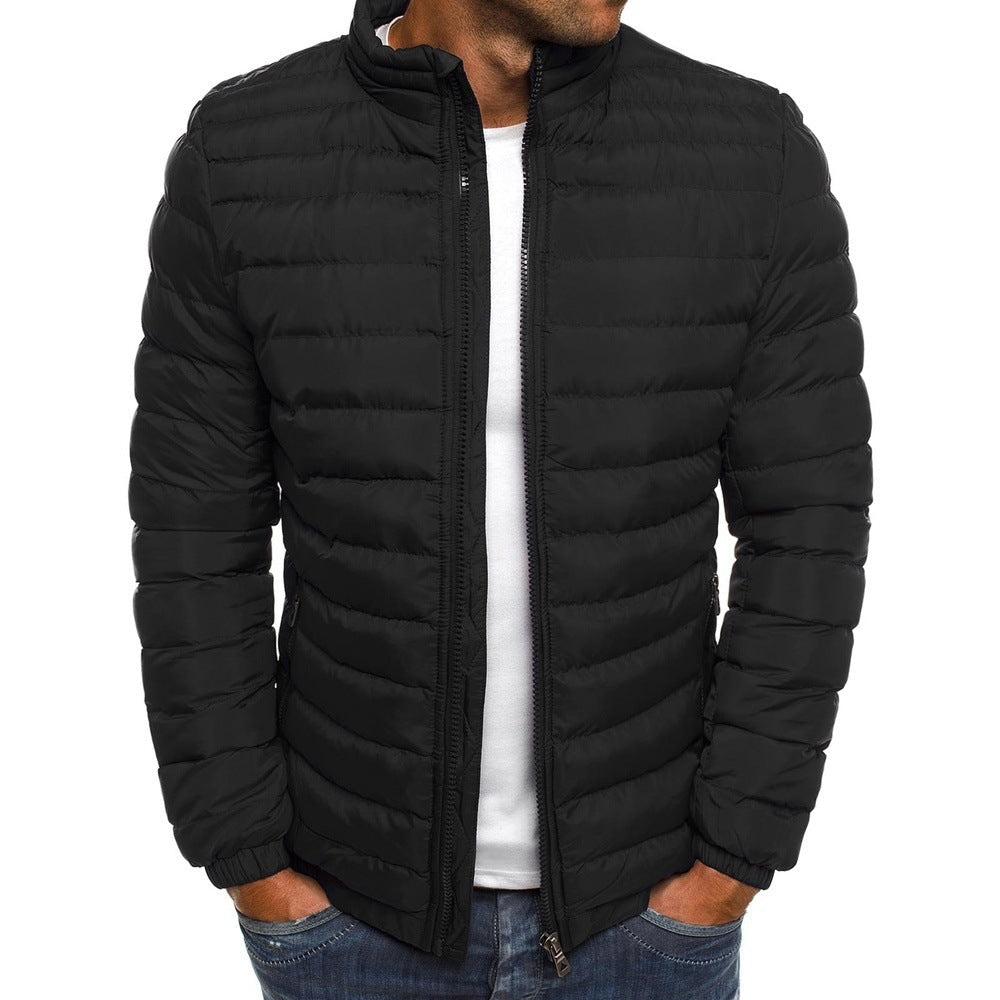 Herren leichte Steppjacke mit hohem Kragen und elastischen Bündchen