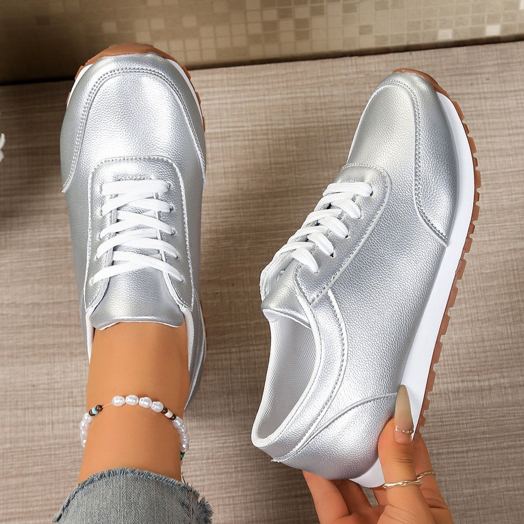 Damen modischer Metallic-Sneaker mit dämpfender Leichtsohle und rutschfester Profilgummisohle Shop Nory