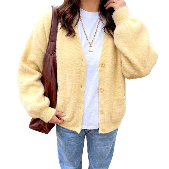 Damen Kuschelige Oversize-Cardigan aus Teddy-Fleece mit V-Ausschnitt, aufgesetzten Taschen & Rippbündchen Shop Nory