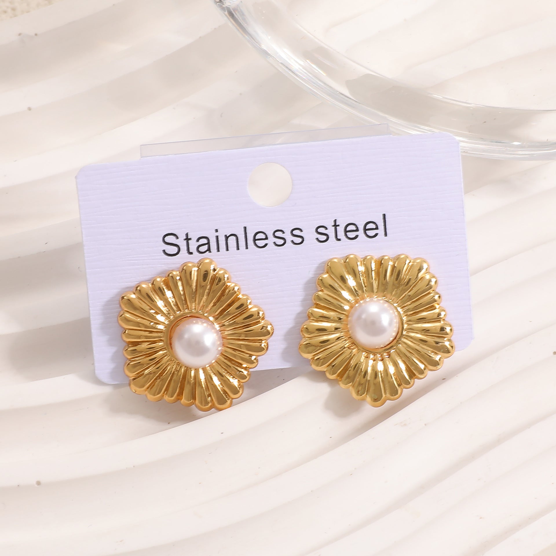 Damen Ohrstecker im stilvollen Herzdesign Shop Nory