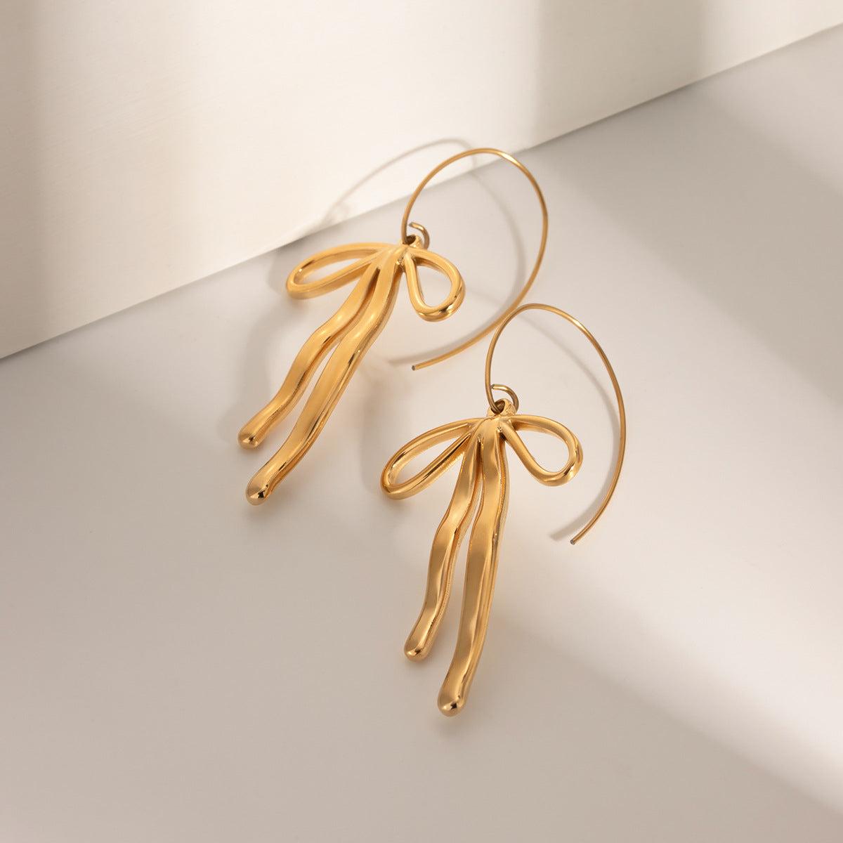 Damen Ohrhänger im eleganten Schleifen-Design Shop Nory