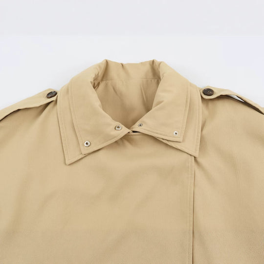 Damen Kurztrenchjacke im Oversize-Schnitt mit doppelter Knopfreihe und Schulterriegeln Shop Nory