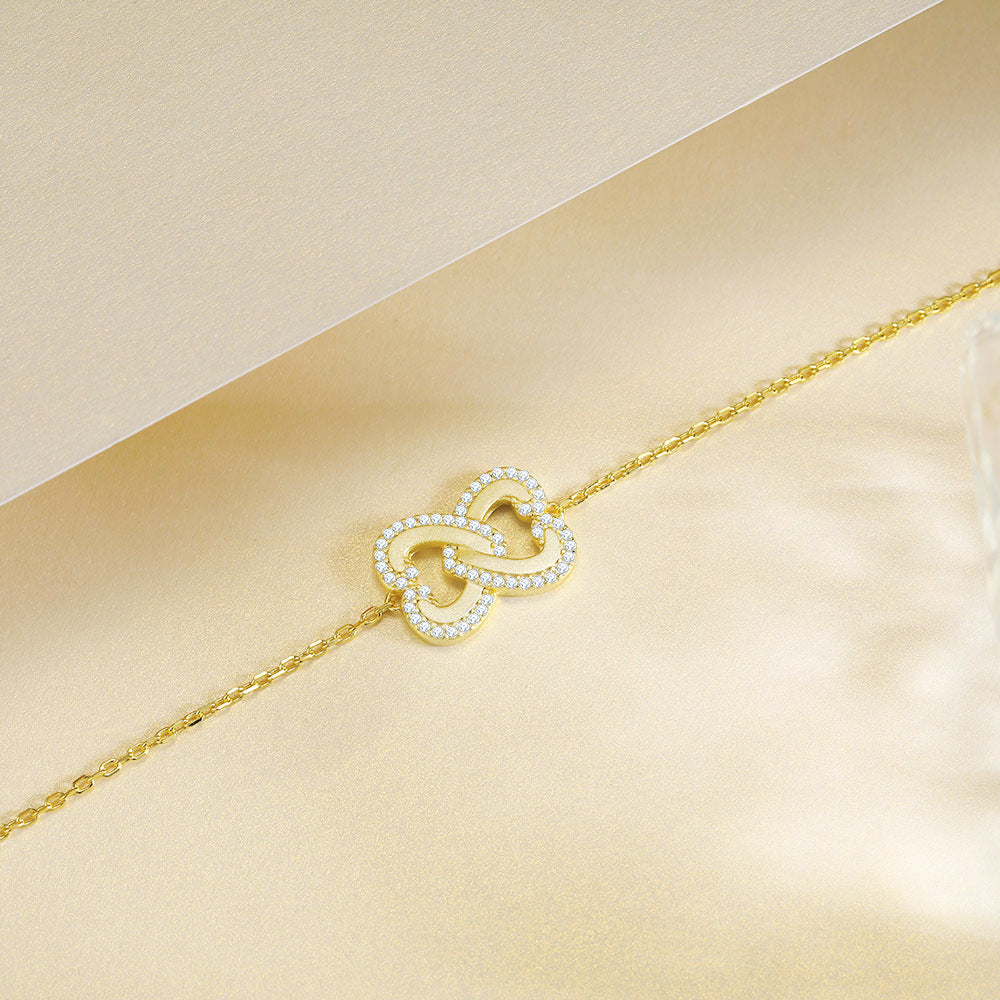 Damenarmband mit zeitloser Unendlichkeitssymbolik und funkelndem Zirkonia-Besatz Shop Nory