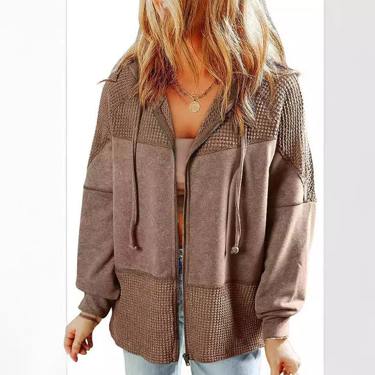 Damen Lässige Oversize-Kapuzenjacke mit Strukturstrick-Einsätzen und Reißverschluss Shop Nory