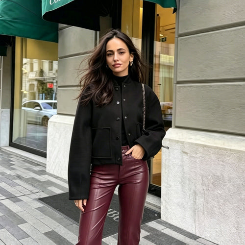 Damen Cropped Wollboxy‑Jacke mit kurzem Stehkragen und aufgesetzten Taschen Shop Nory
