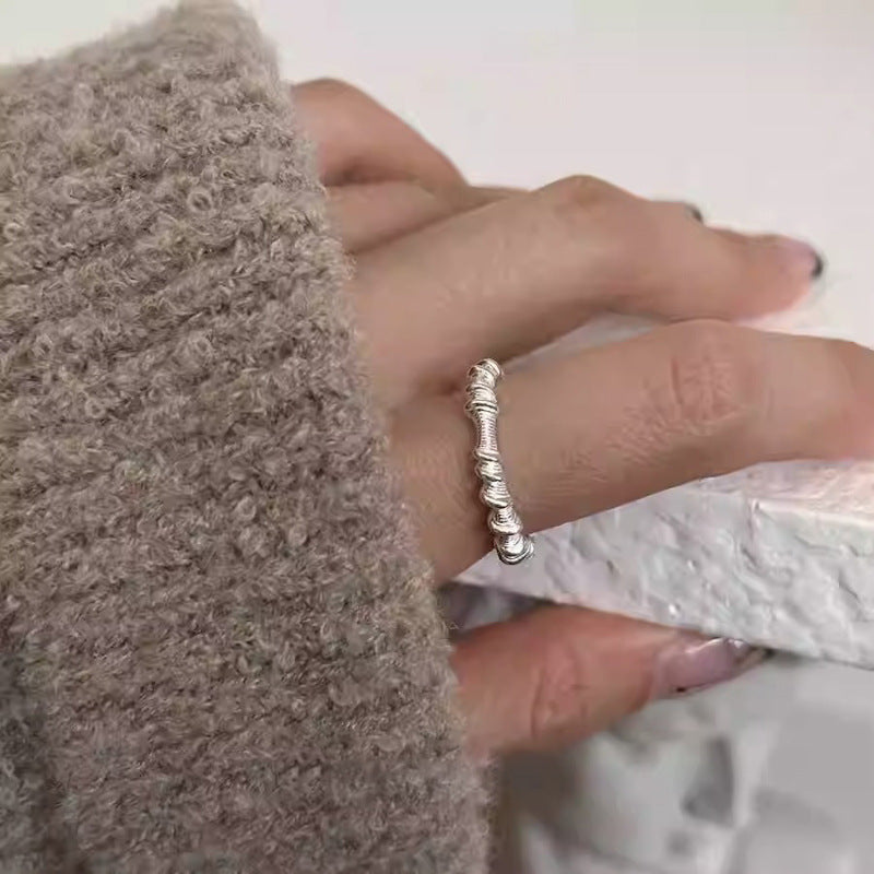 Damenring mit elegantem geschichtetem Design aus feinem Edelstahl Shop Nory