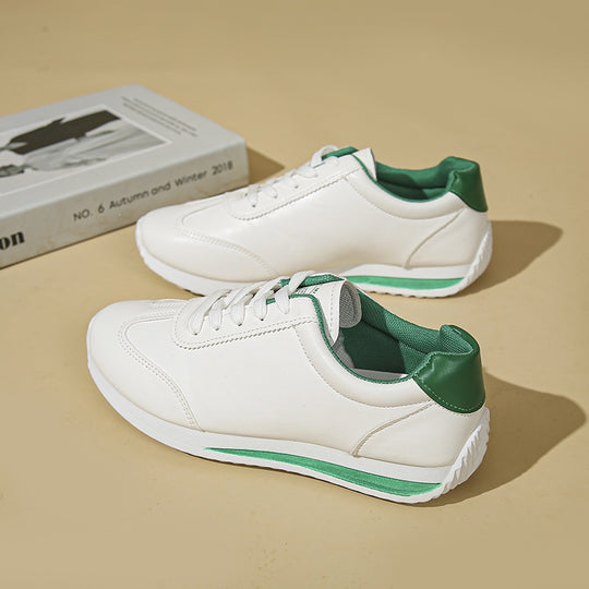 Damen Sneaker mit leichter Keilsohle und kontrastfarbenem Fersenpatch Shop Nory