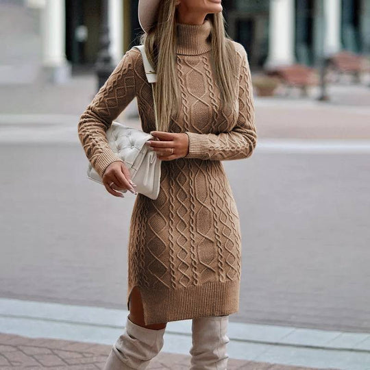Damen nan figurbetontes Strickkleid mit Rollkragen, Zopfmuster, seitlichem Schlitz und geripptem Saum Shop Nory