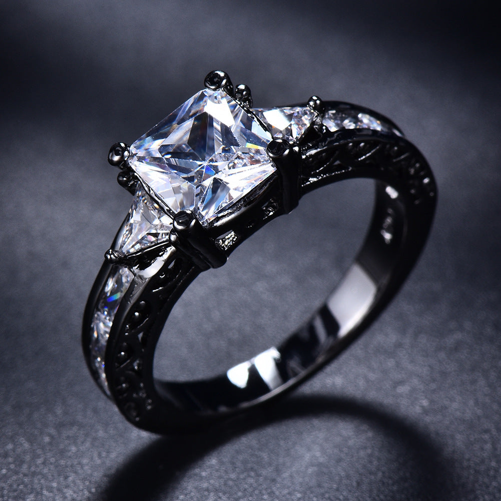 Damen Ring mit funkelndem grünem Zirkon und eleganter Edelstahlfassung Shop Nory