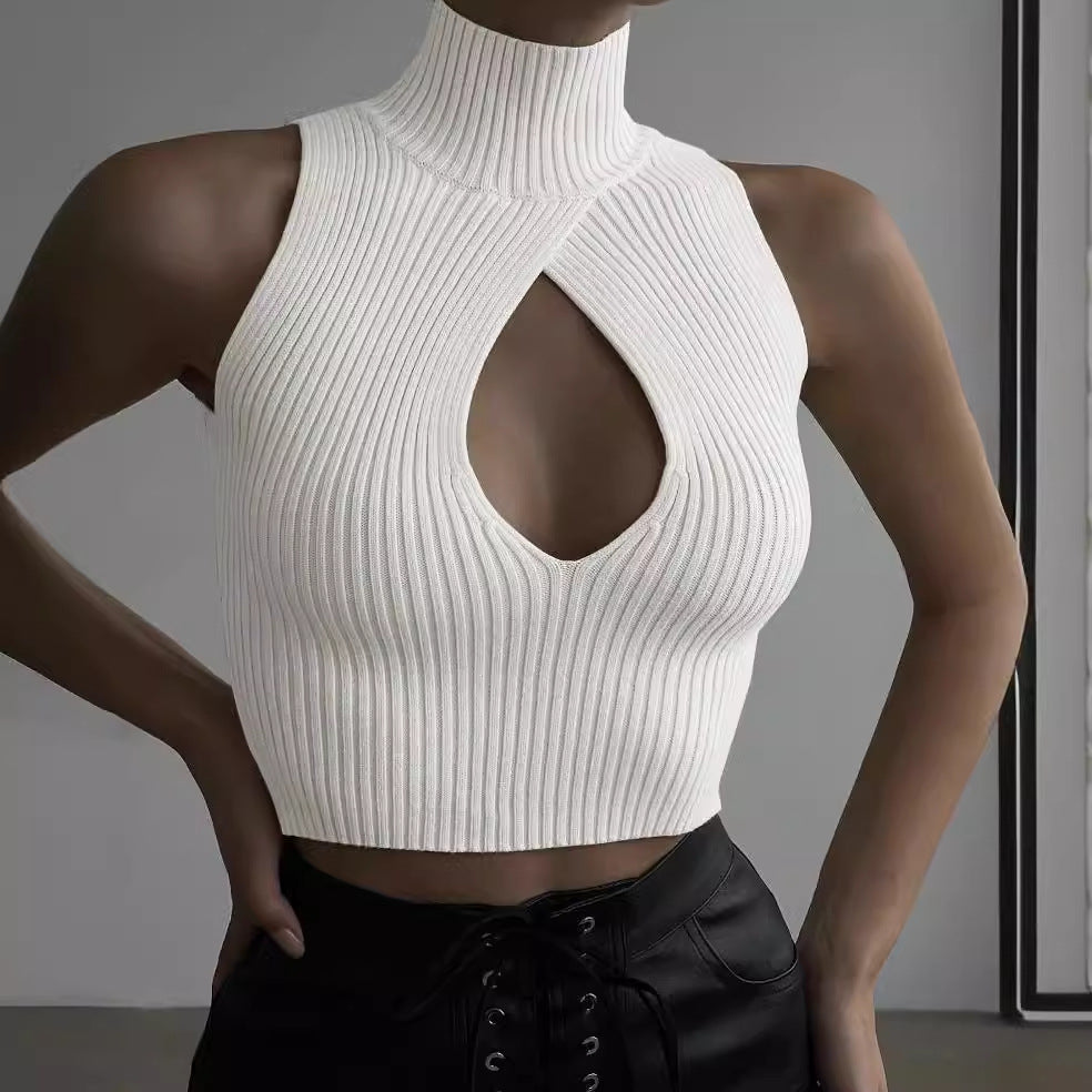 Damen Crop-Top mit hohem Kragen und tiefem Ausschnitt