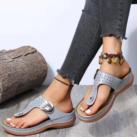 Damen Komfortable Zehentrenner-Sandalen mit anatomischem Fußbett und modischem Riemendesign