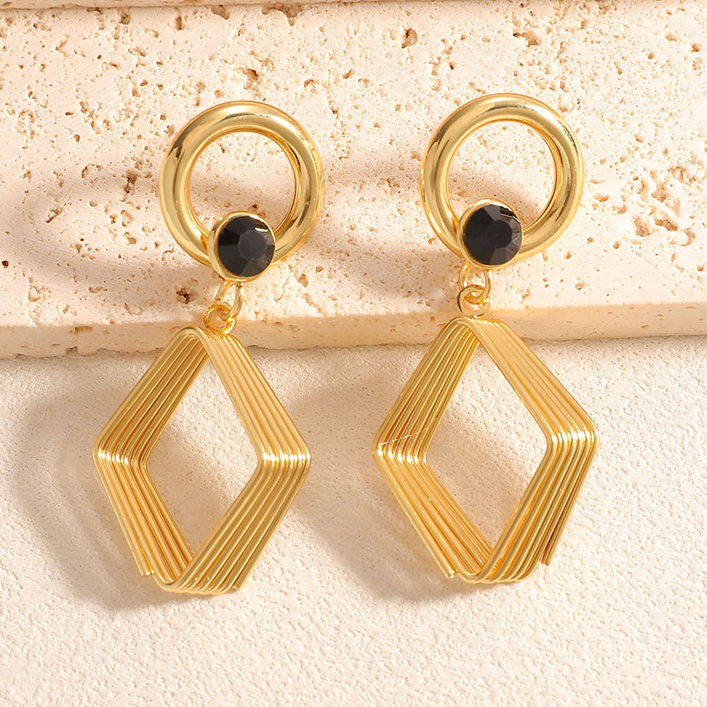 Damen Design Ohrringe mit geometrischem Drahtmotiv Shop Nory