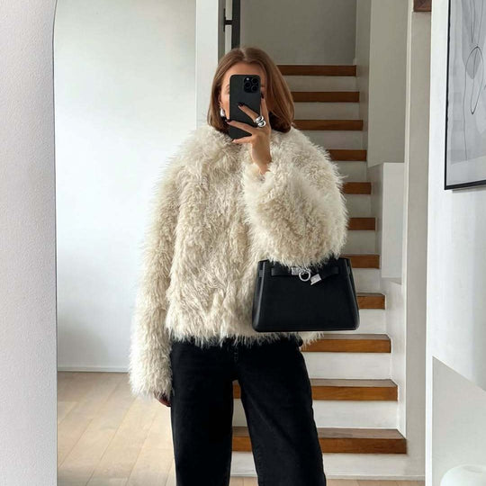 Damen Kurze shaggy Kunstpelzjacke mit Kapuze und hochfloriger Textur Shop Nory