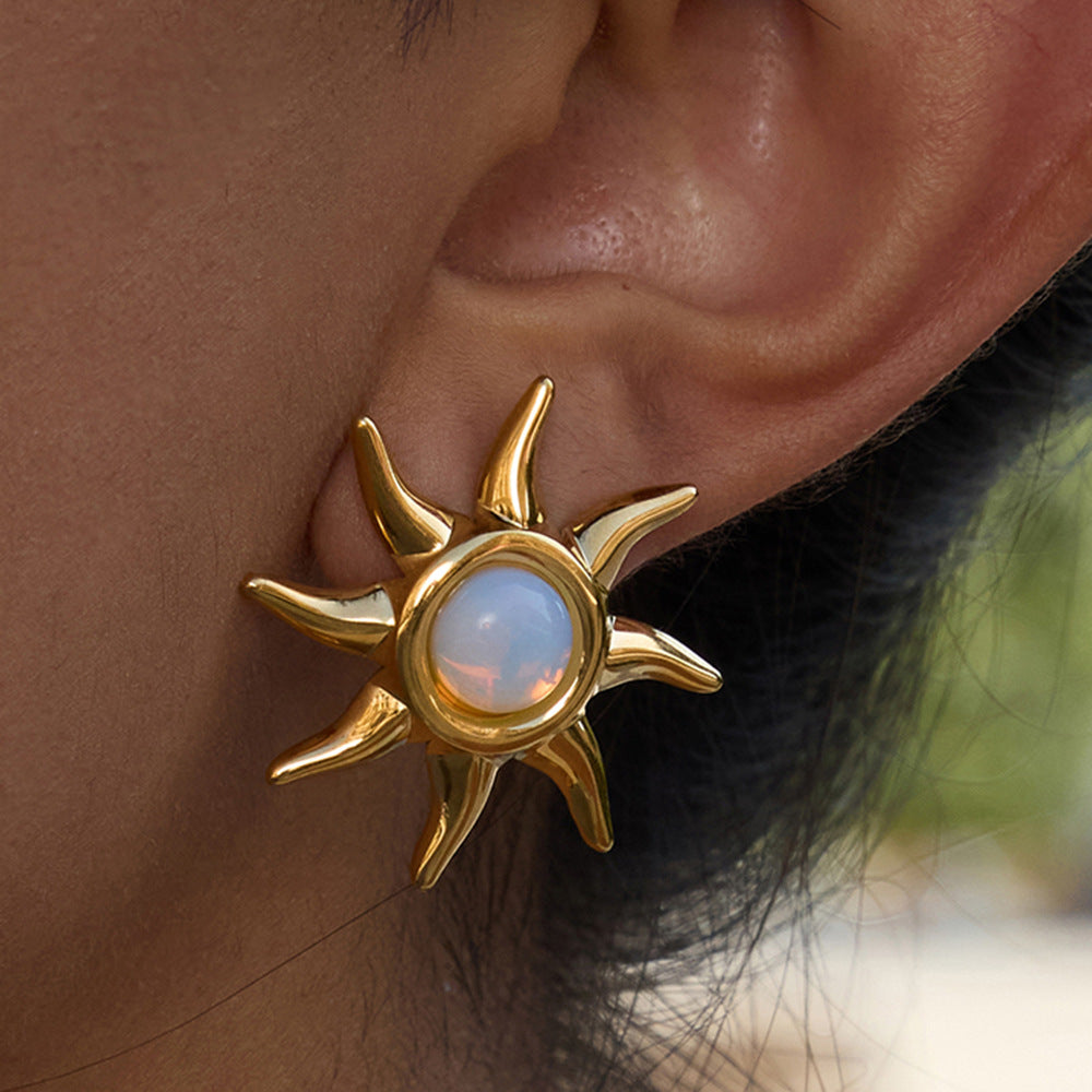 Damen Halskette mit einzigartigem Sonnen-Mond-Anhänger aus hypoallergenem Edelstahl Shop Nory