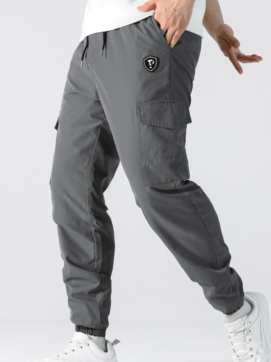 Herren Utility-Cargohose im Joggerstil mit Tunnelzug, elastischem Bund & Klappentaschen Shop Nory