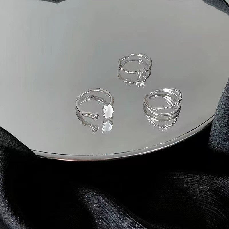 Damen Ring mit elegantem, minimalistischen Design und funkelndem Zirkonia Shop Nory