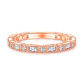 Damen Ring mit funkelnden Zirkonia-Steinen und feiner Detailverarbeitung Shop Nory