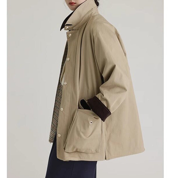 Damen Stilvolle Übergangsjacke mit praktischem Kragen und großen Taschen Shop Nory