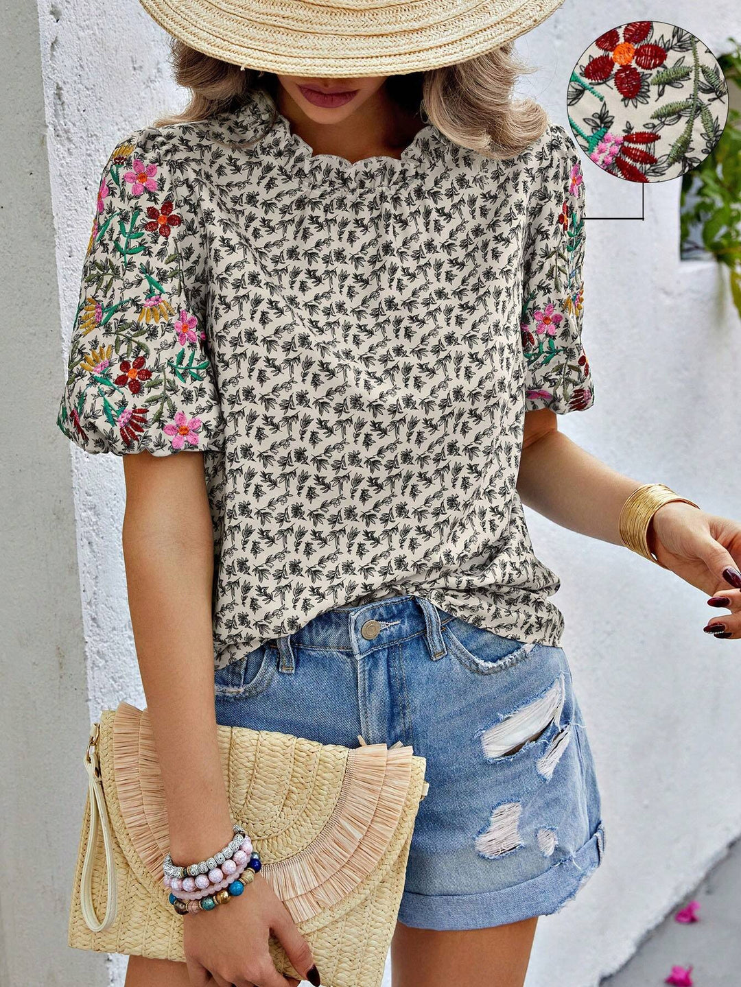 Damen Geblümte Bluse mit bestickten Puffärmeln und gewelltem Ausschnitt Shop Nory